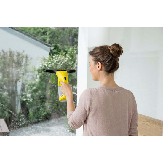 Аккумуляторный стеклоочиститель Karcher WV 1 Аккумуляторный стеклоочиститель Karcher WV 1